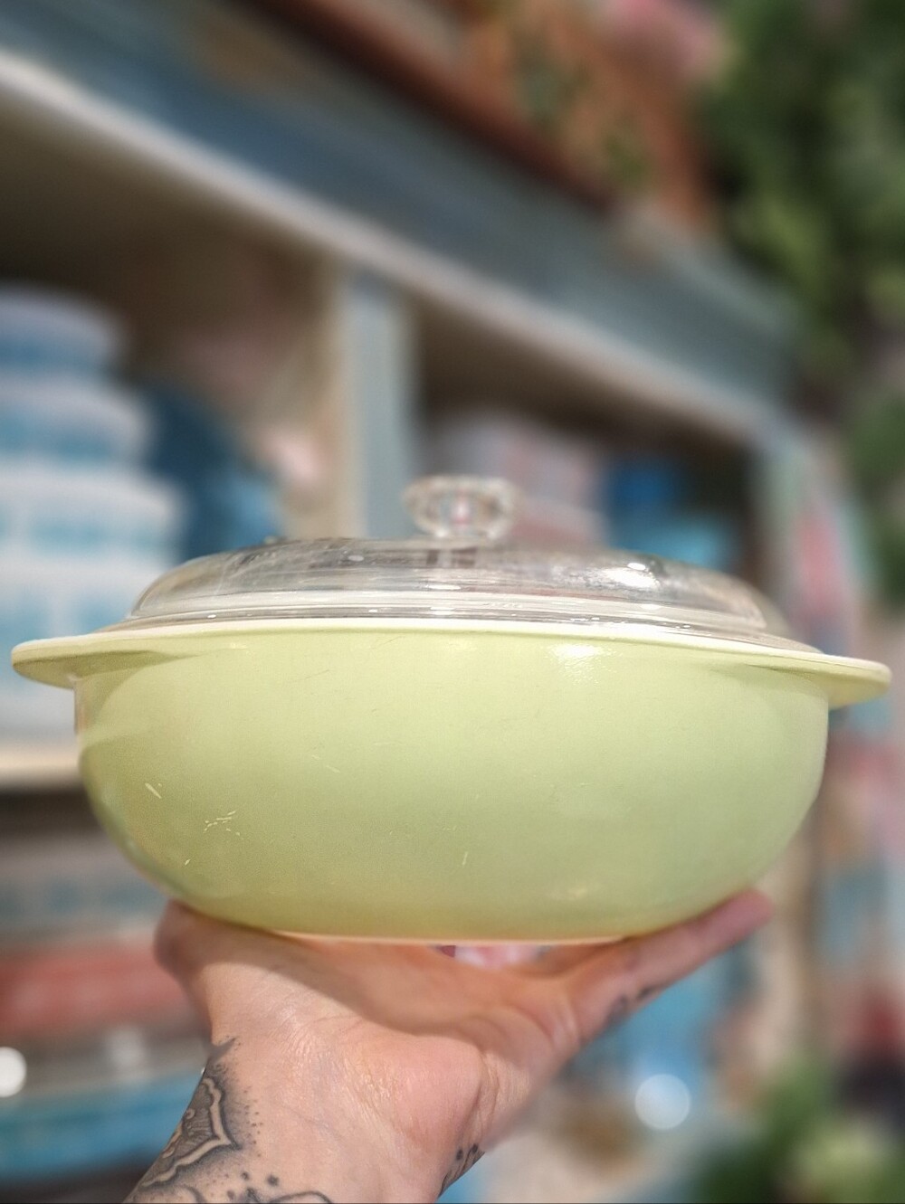 Vintage Pyrex Lime Green 024 Covered Casserole, Round Baking Dish,